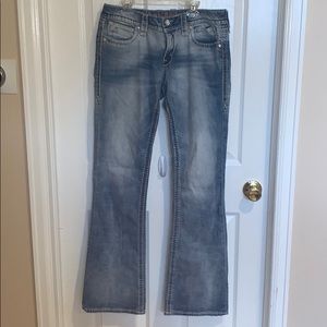NWOT Rock Revival Jeans